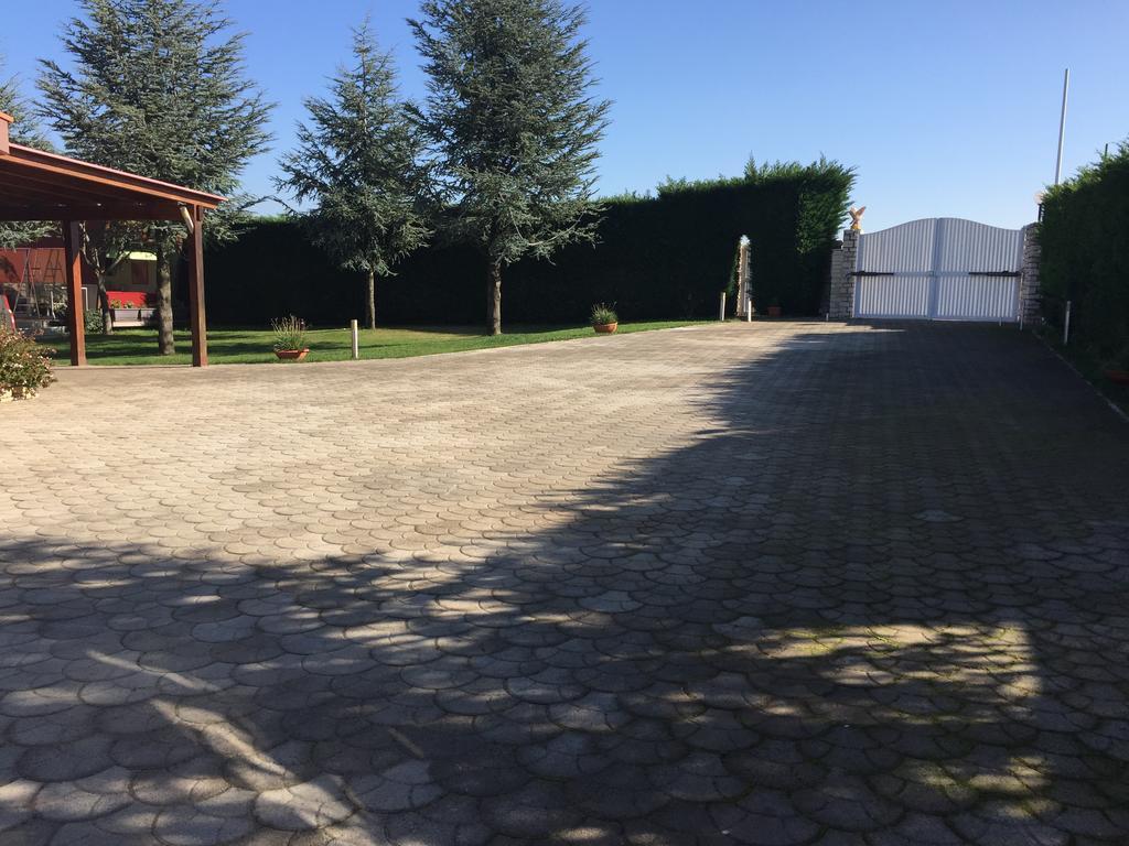 B&B Il Falco Кастел дел Монте Екстериор снимка